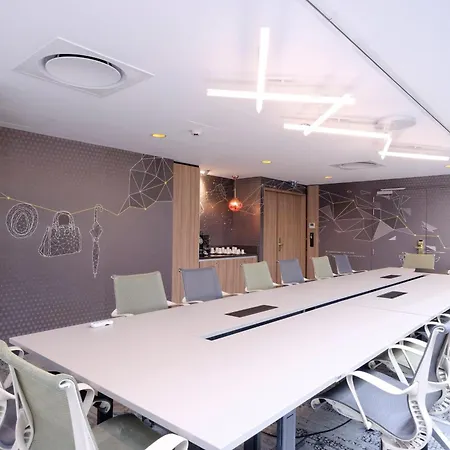 Holiday Inn Reims Centre By Ihg-2